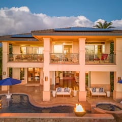 Breathtaking Oceanfront Lahaina Villa