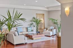 Breathtaking Oceanfront Lahaina Villa - Image 5