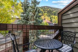 Ski-In/Out Condo | Hot Tub | Fireplace - Image 2