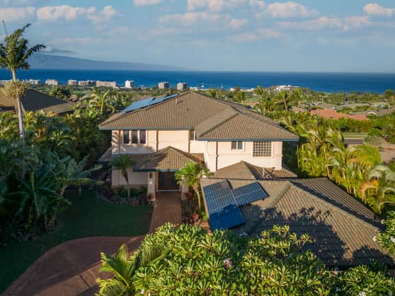 Breathtaking Oceanfront Lahaina Villa - Image 4